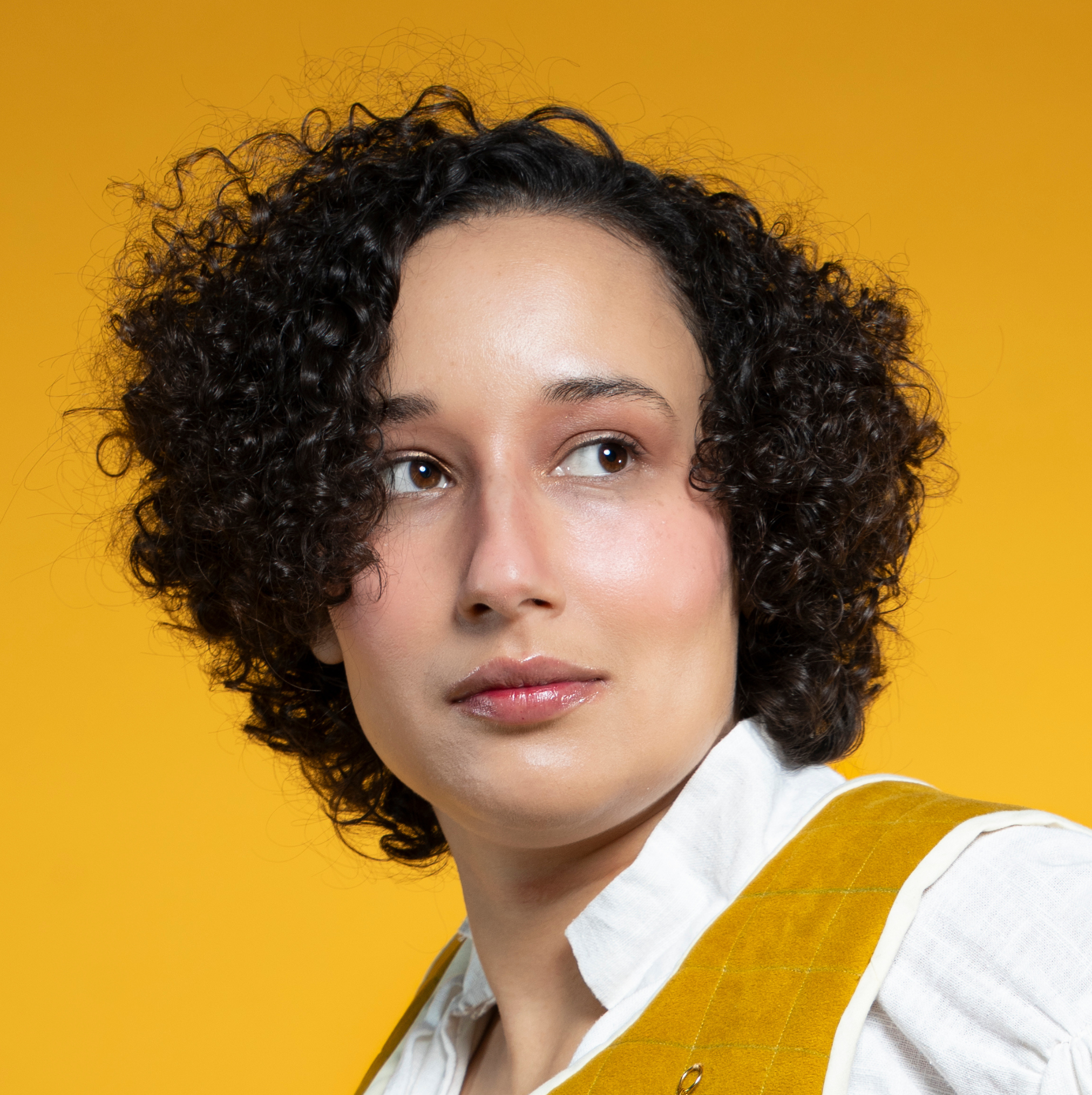 Headshot - credit Aurélie D.png
